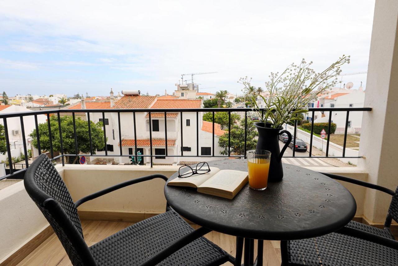 A57 - Lighthouse Apartment In Via Dona Ana Lagos Ngoại thất bức ảnh